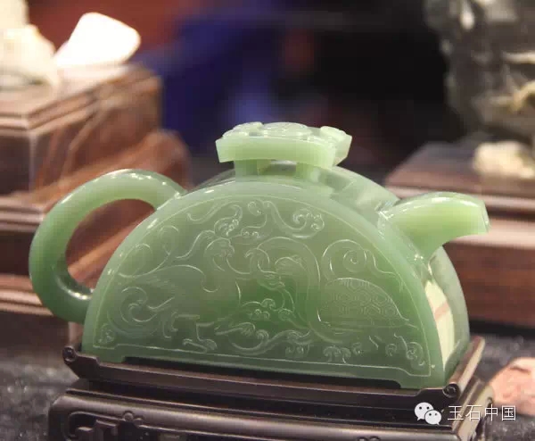四靈瓦當壺