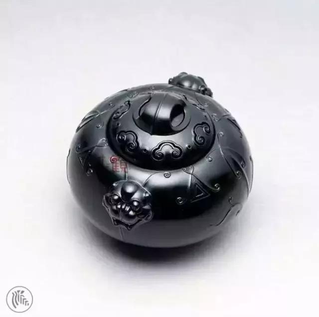 顧銘對山子雕及玉雕創作的解讀