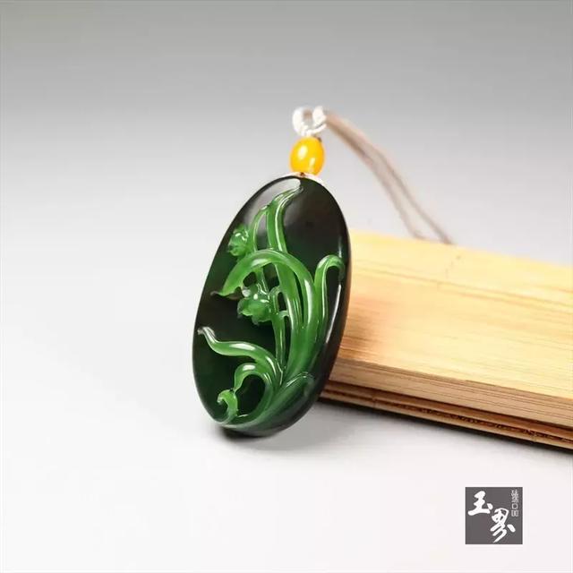 俏色巧雕，說不盡的詩情畫意