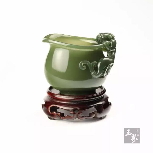 青玉器皿，一種深邃的低調